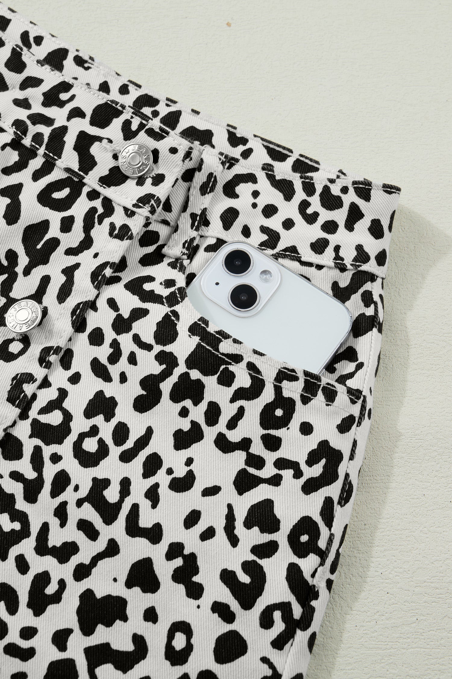 Leopard Print Button Overlap Denim Shorts