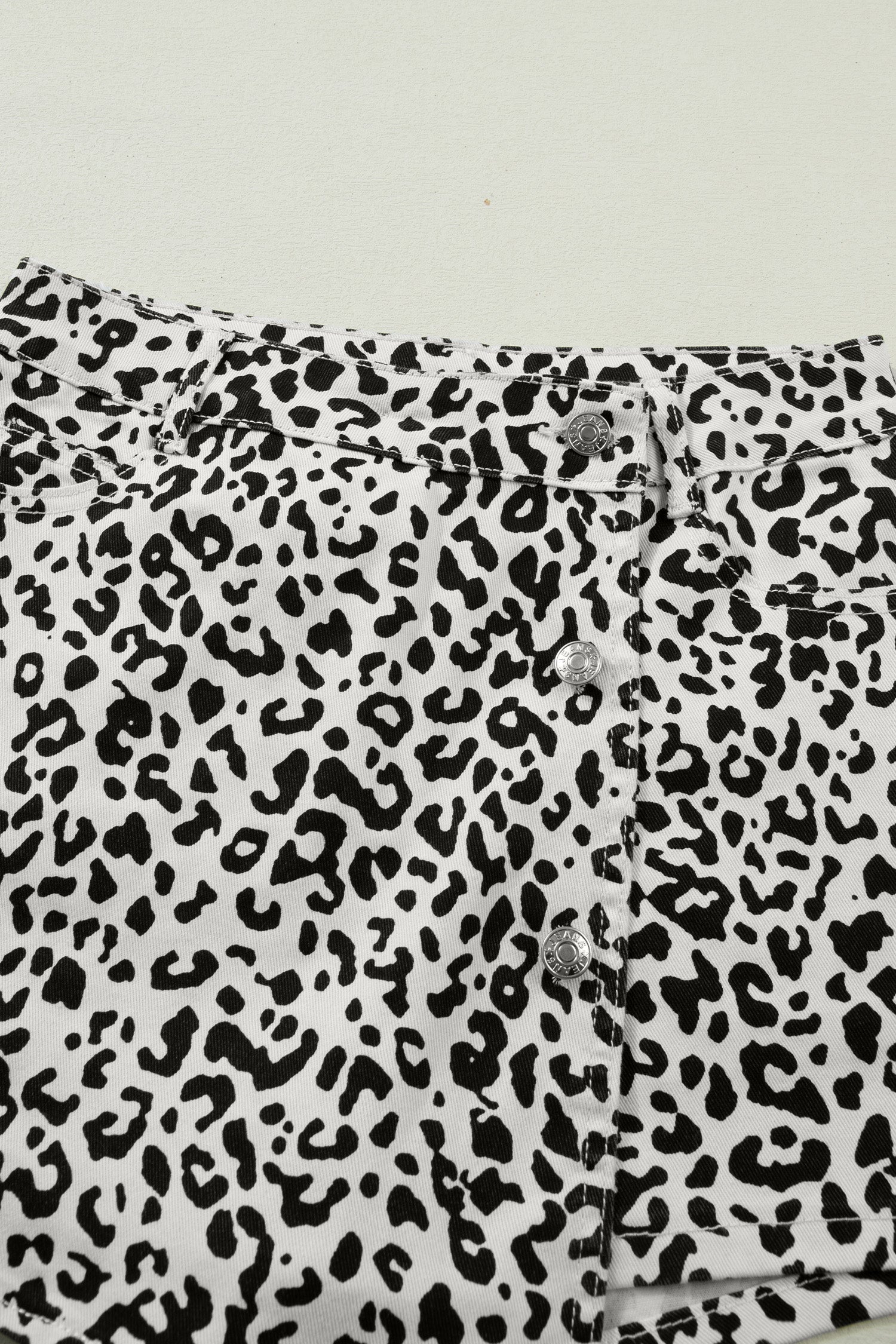 Leopard Print Button Overlap Denim Shorts