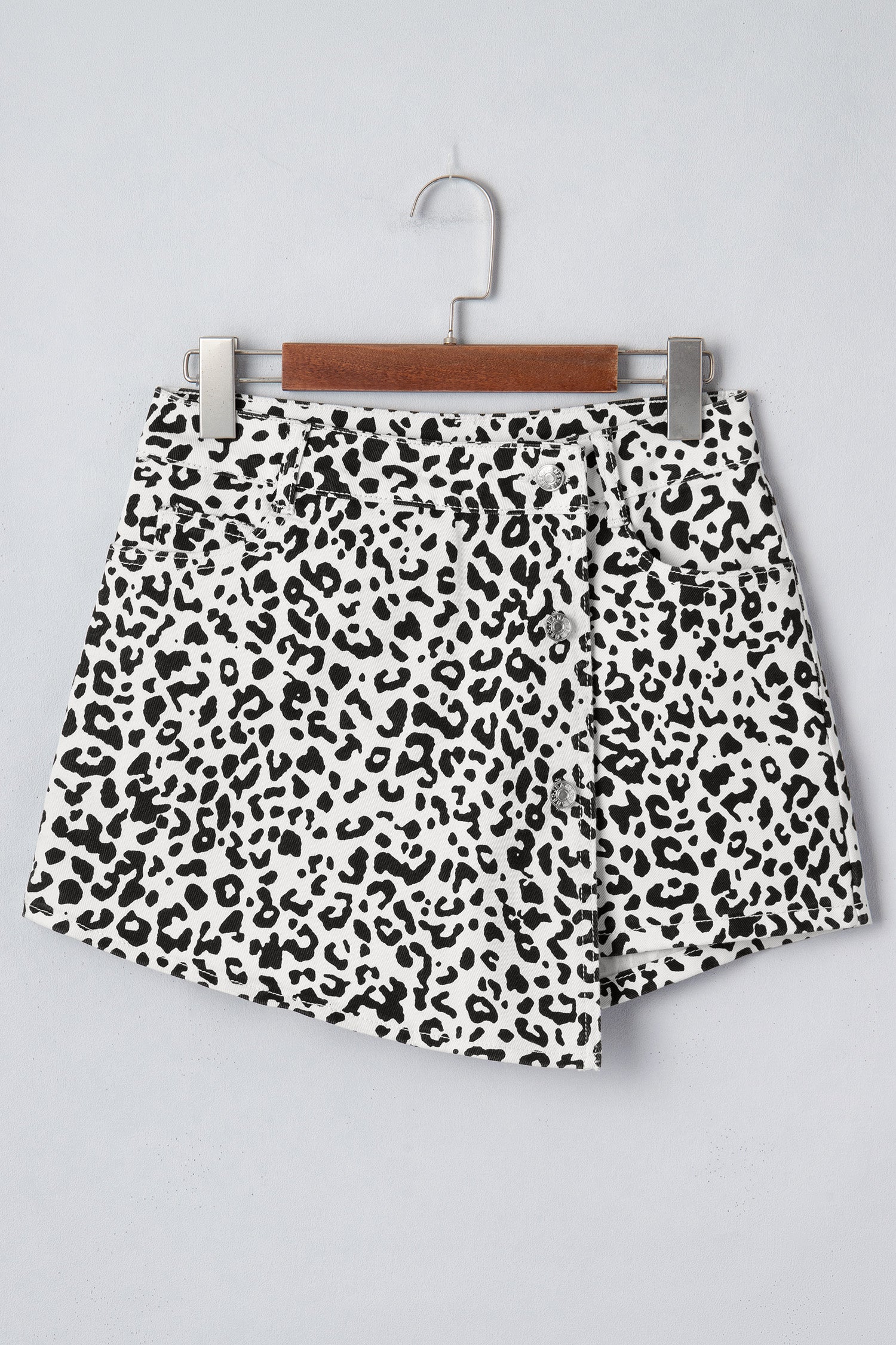 Leopard Print Button Overlap Denim Shorts